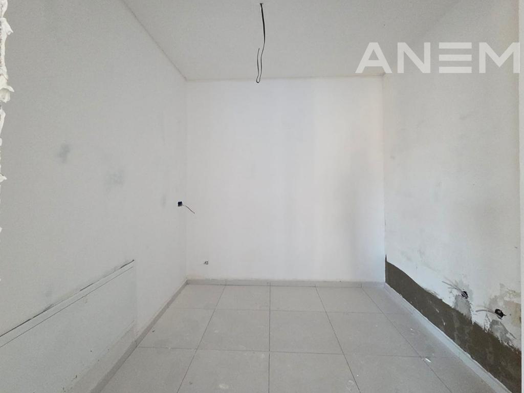 Banesë në shitje 190.55m² + 51.55m² tarracë në Marigona hill