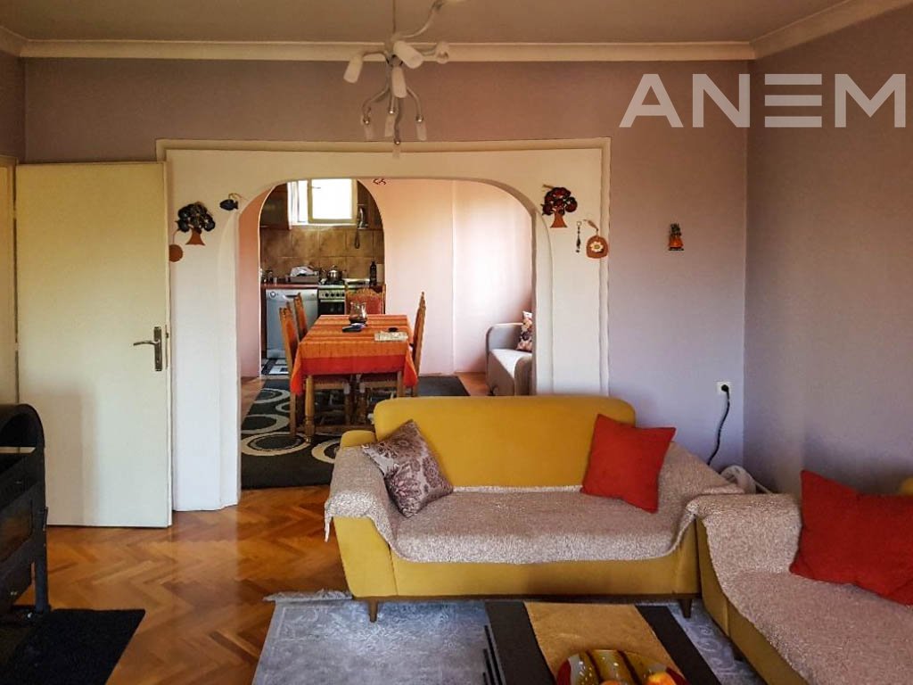 Shtëpi në shitje 260m² në lagjen Taslixhe