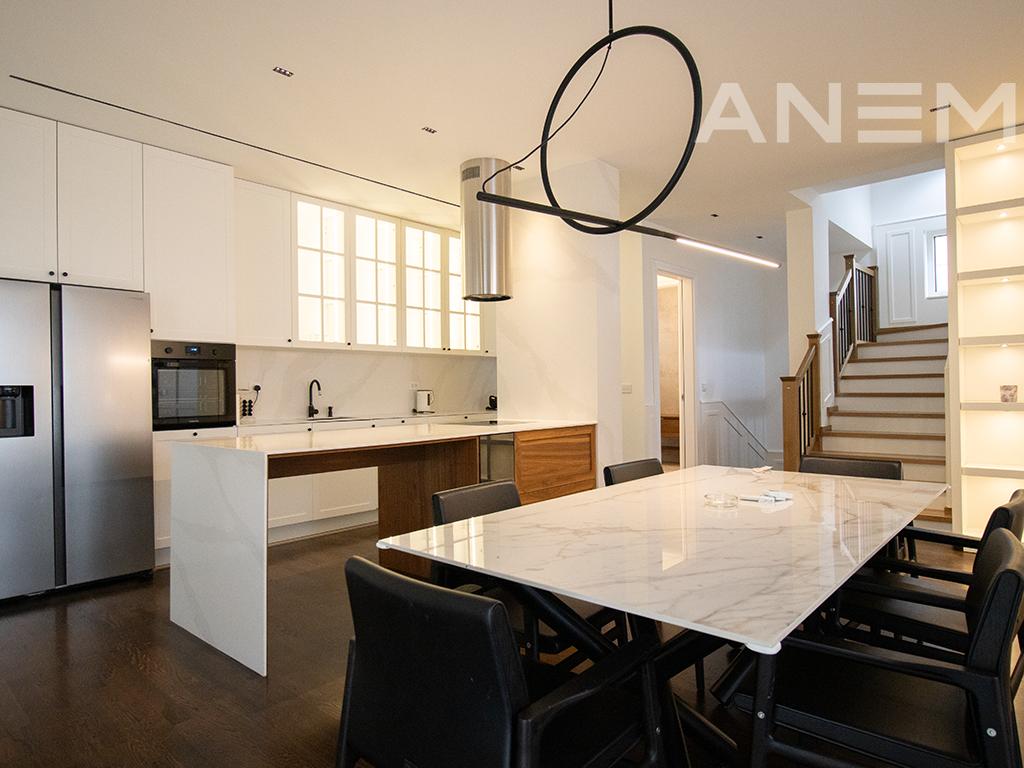 House for rent 300m2 in the Royal Green Residence neighborhood