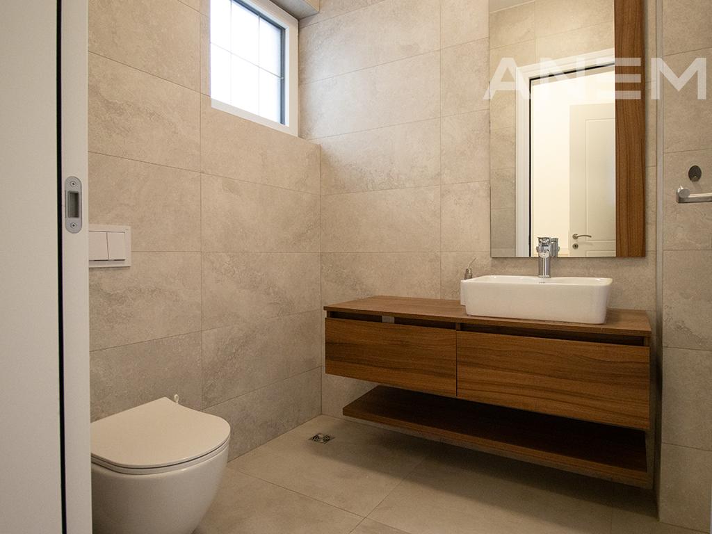 House for rent 300m2 in the Royal Green Residence neighborhood