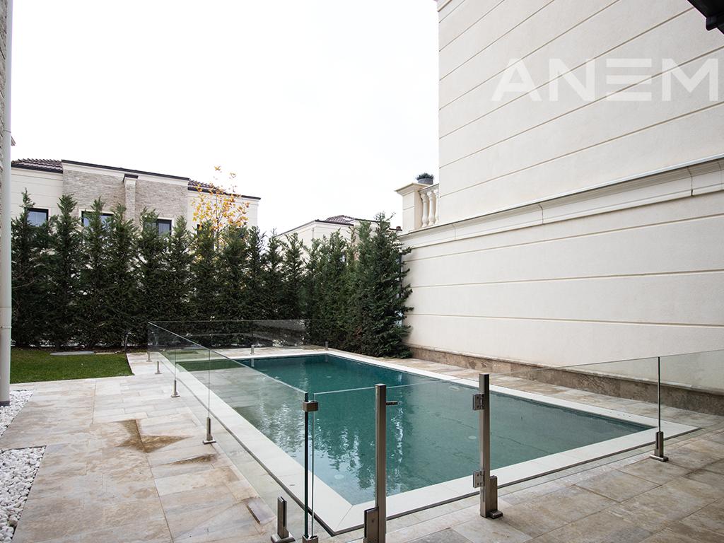 House for rent 300m2 in the Royal Green Residence neighborhood