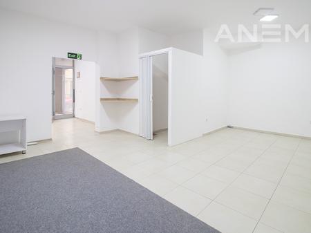 Premises for sale 41.4m² in Center