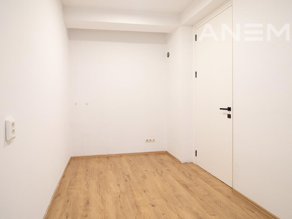 Zyre me qira 65m² në Ulpianë