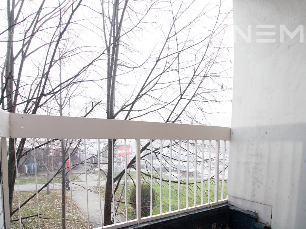 Zyre me qira 65m² në Ulpianë