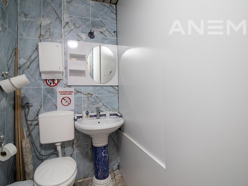 Zyre me qira 65m² në Ulpianë