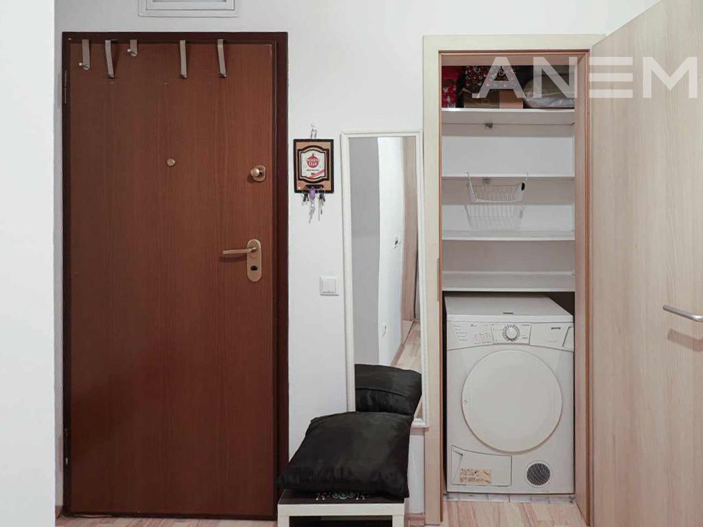 Banesë në shitje 67.3m² në Rrugën C