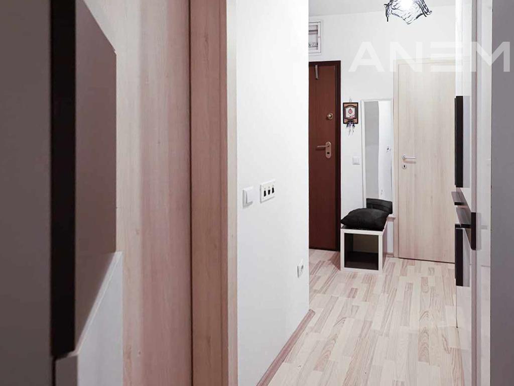 Banesë në shitje 67.3m² në Rrugën C