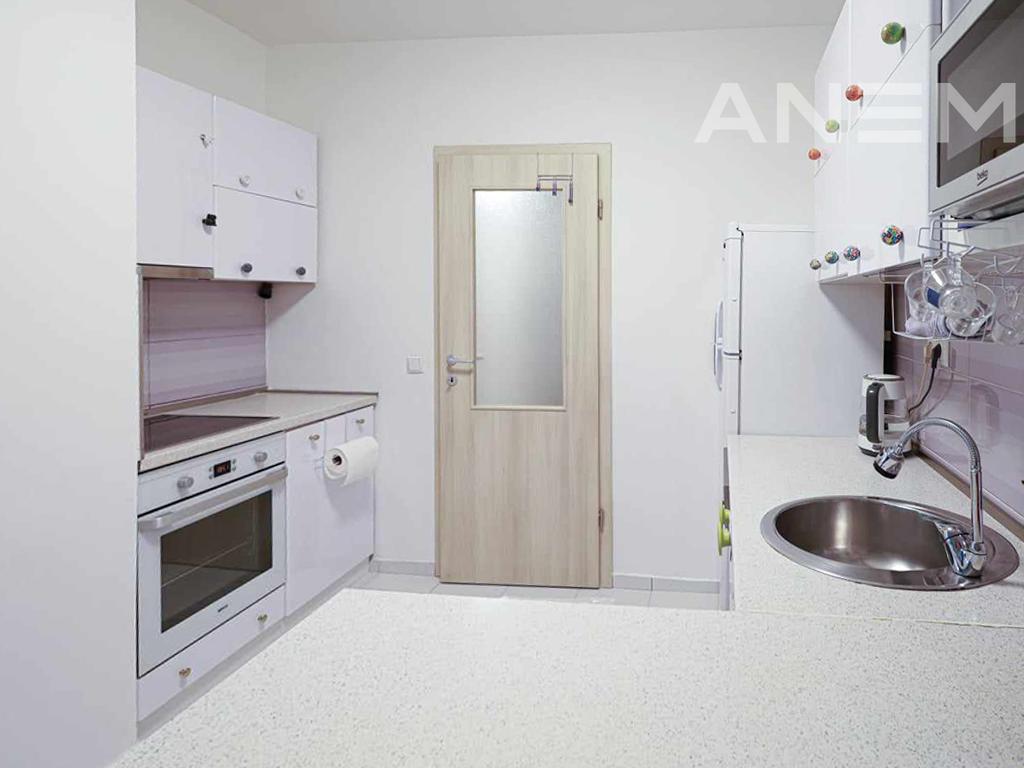 Banesë në shitje 67.3m² në Rrugën C