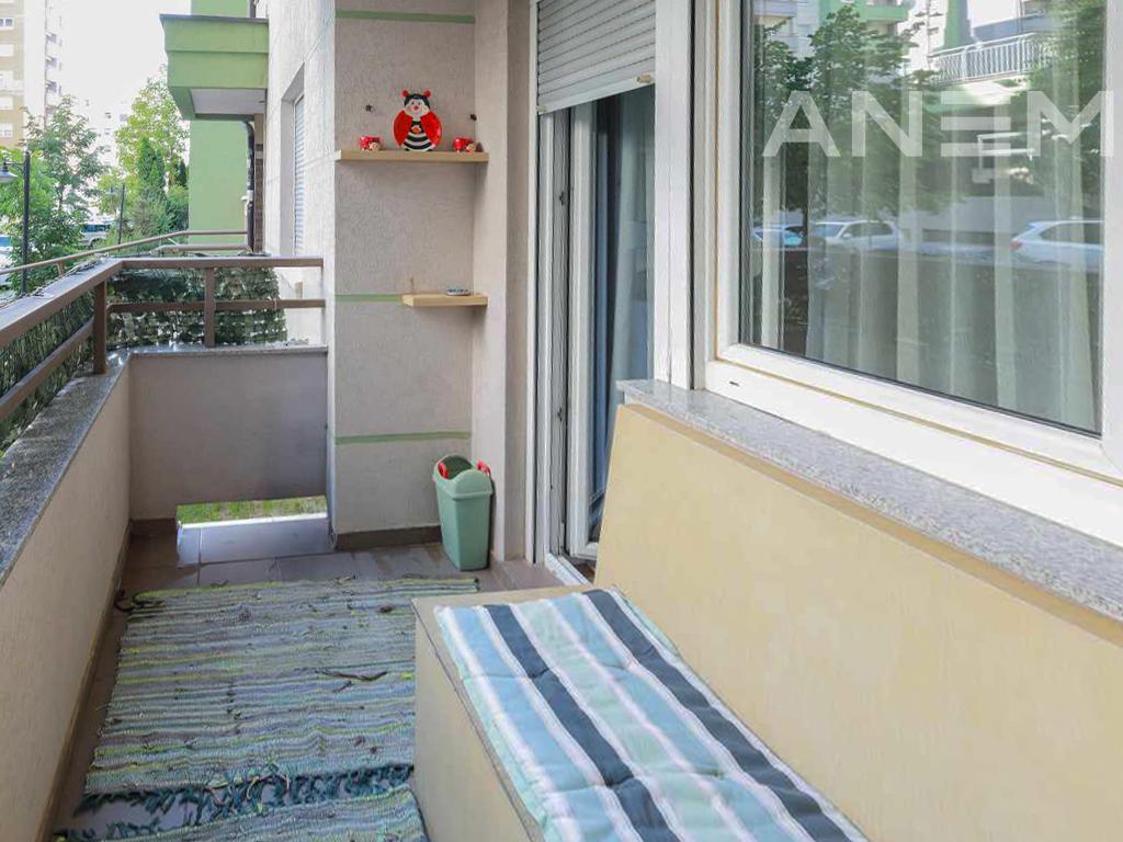 Banesë në shitje 67.3m² në Rrugën C