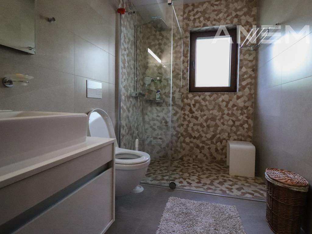 Shtëpi në shitje 700m²  në Marigona Residence