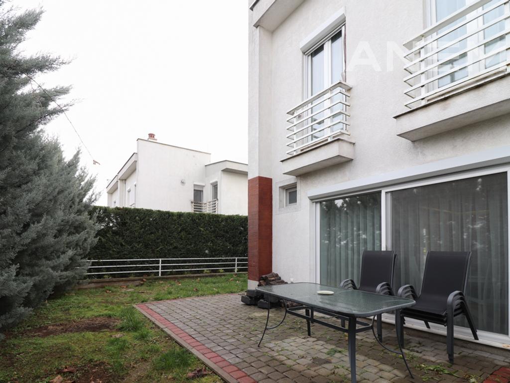 Shtëpi me qira 174m² + 42m² bodrum në Marigona Residence