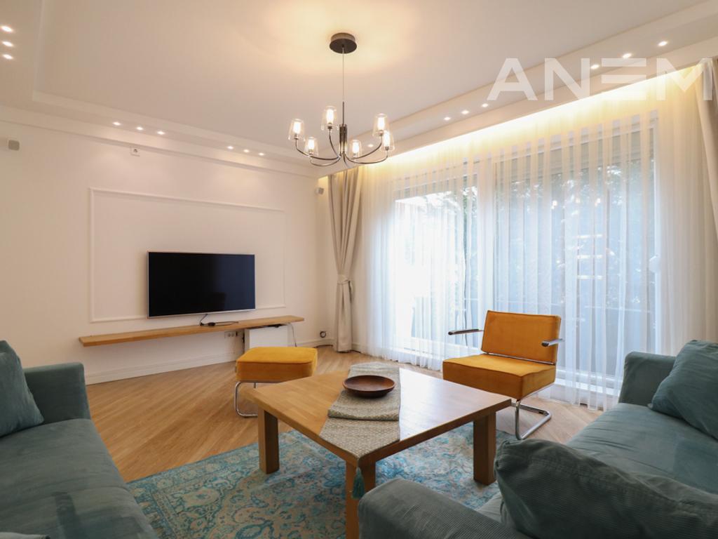 Shtëpi me qira 174m² + 42m² bodrum në Marigona Residence