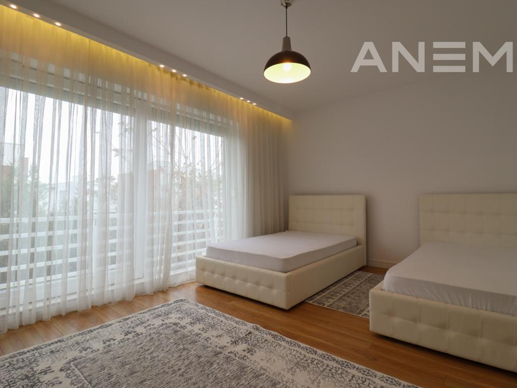 Shtëpi me qira 174m² + 42m² bodrum në Marigona Residence