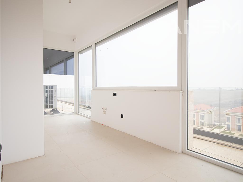 Penthouse në shitje 184.40m² + 64.95m² tarracë në Marigona Hill