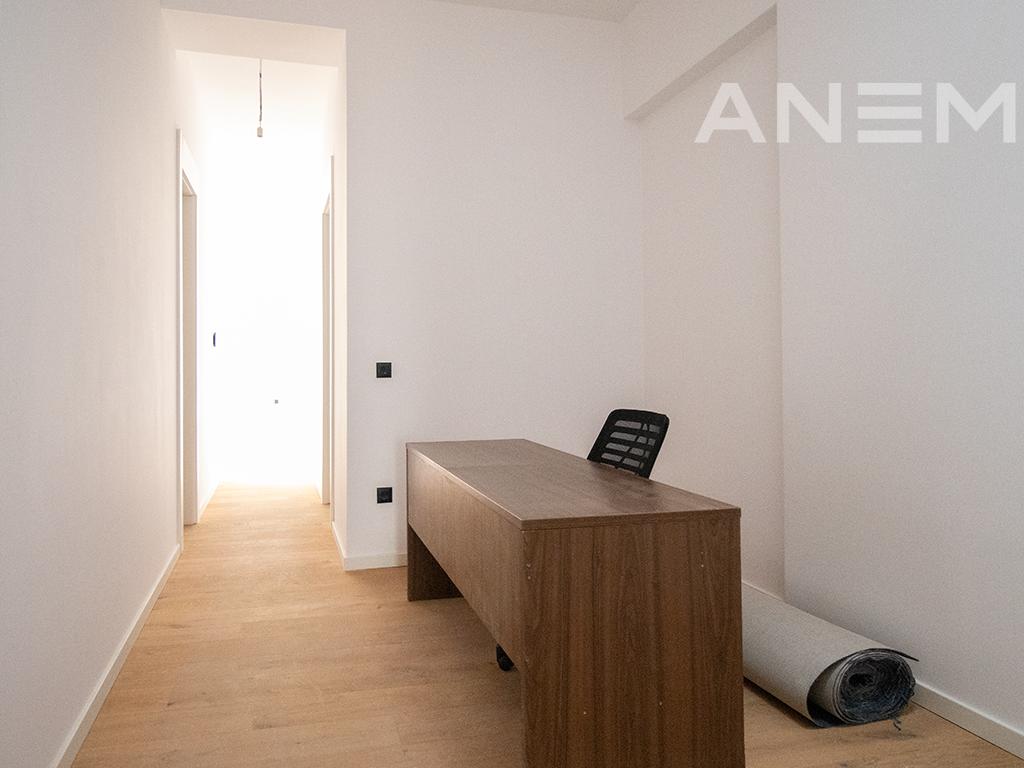 Penthouse në shitje 184.40m² + 64.95m² tarracë në Marigona Hill