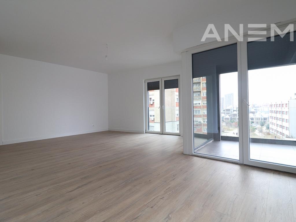 Zyre me qira me 3 hapësira pune në lagjen Aktash