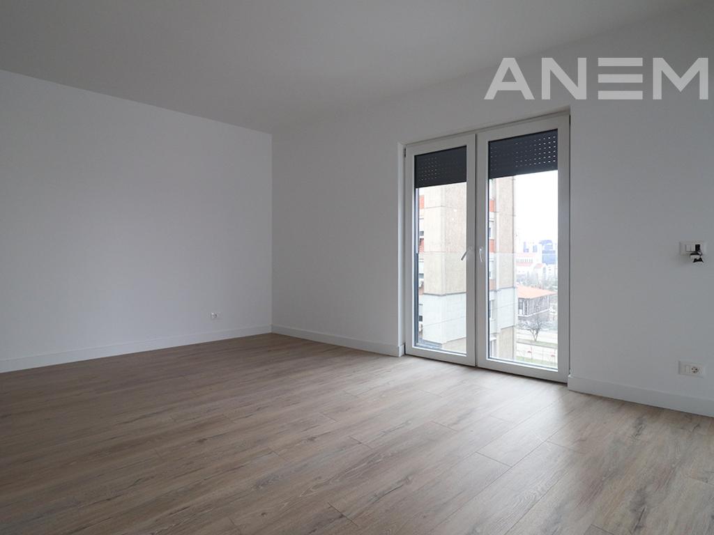 Zyre me qira me 3 hapësira pune në lagjen Aktash