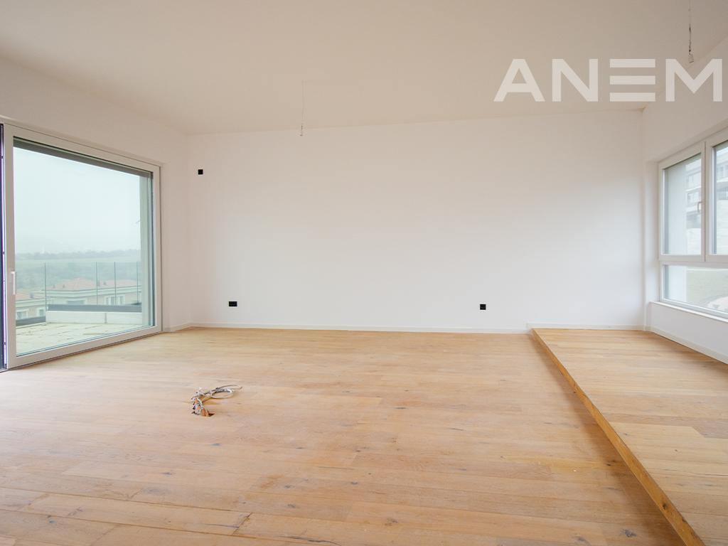Penthouse në shitje 181.40m² + 64.95m² tarracë në Marigona Hill