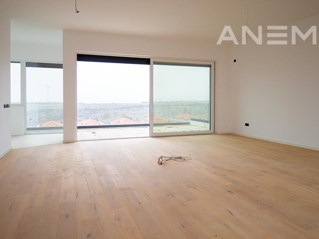 Penthouse në shitje 181.40m² + 64.95m² tarracë në Marigona Hill