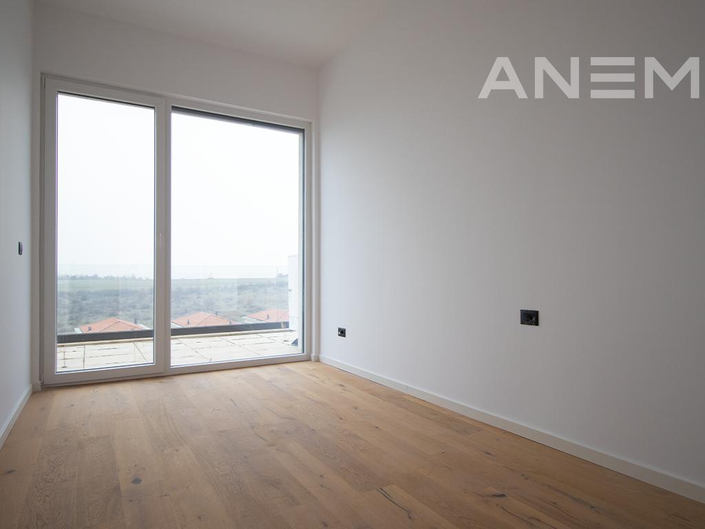 Penthouse në shitje 181.40m² + 64.95m² tarracë në Marigona Hill