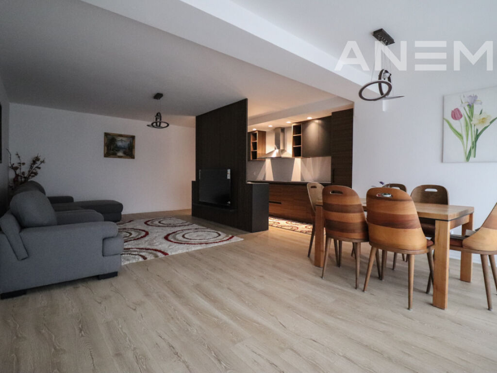 Shtëpi me qira 174m² në Marigona Residence