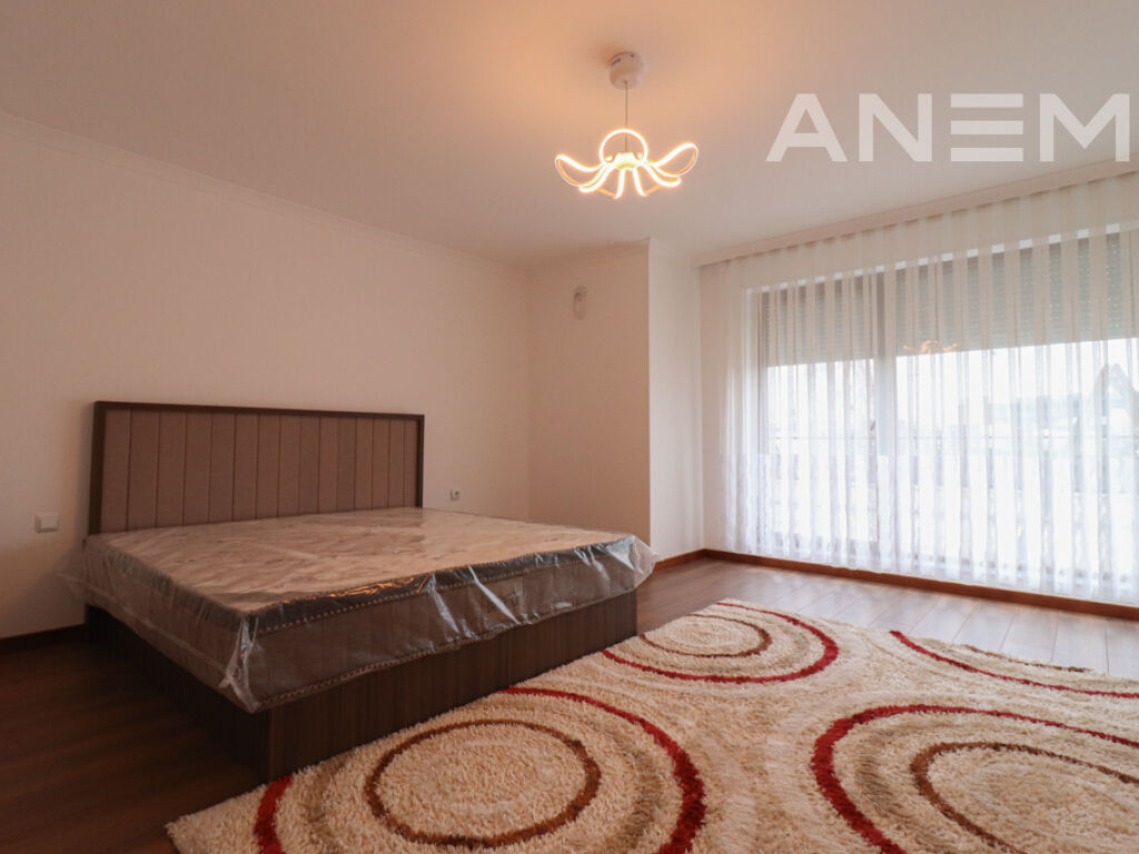 Shtëpi me qira 174m² në Marigona Residence