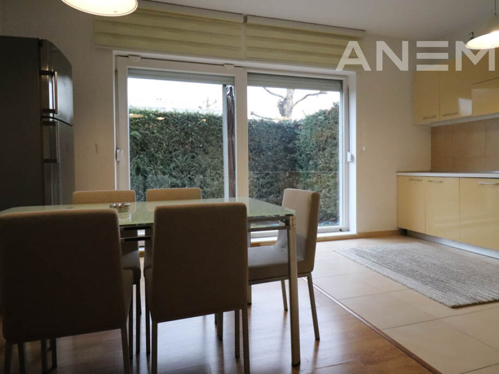 Shtëpi me qira 174m² në Marigona Residence