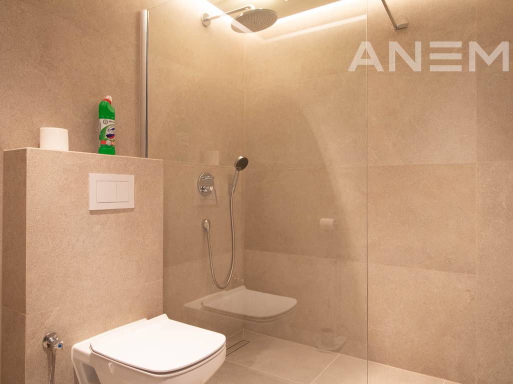 Vila moderne në shitje 253m² në Brezovicë
