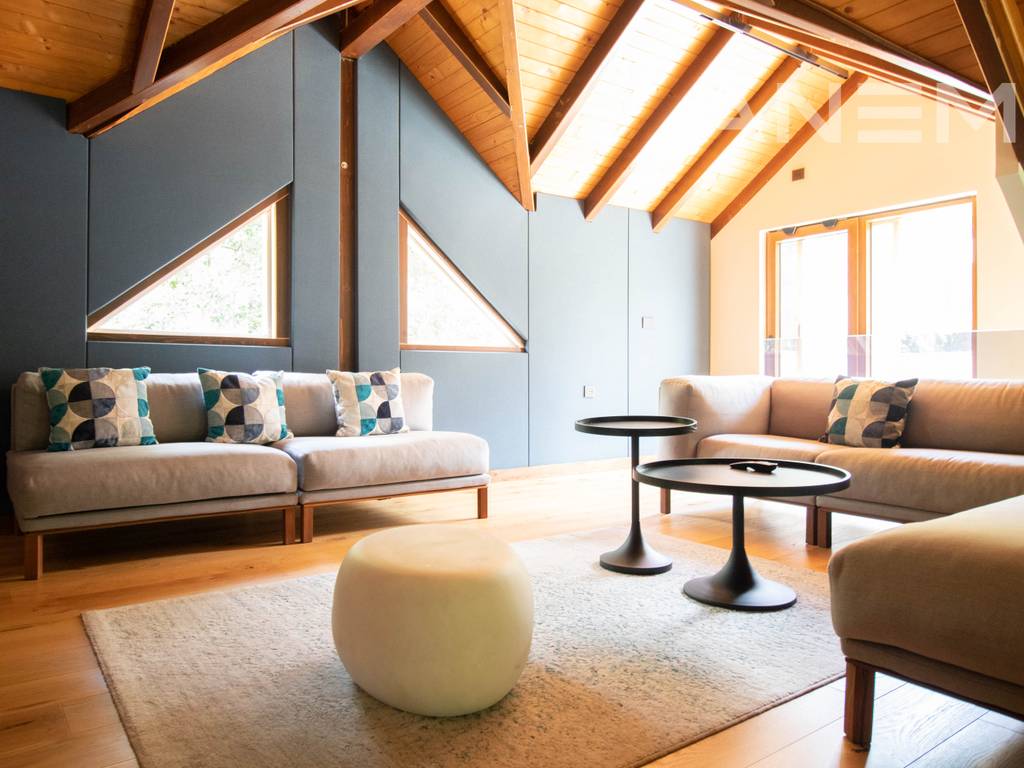 Vila moderne në shitje 253m² në Brezovicë
