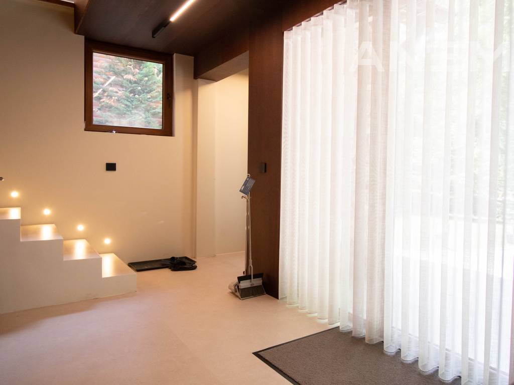Vila moderne në shitje 253m² në Brezovicë