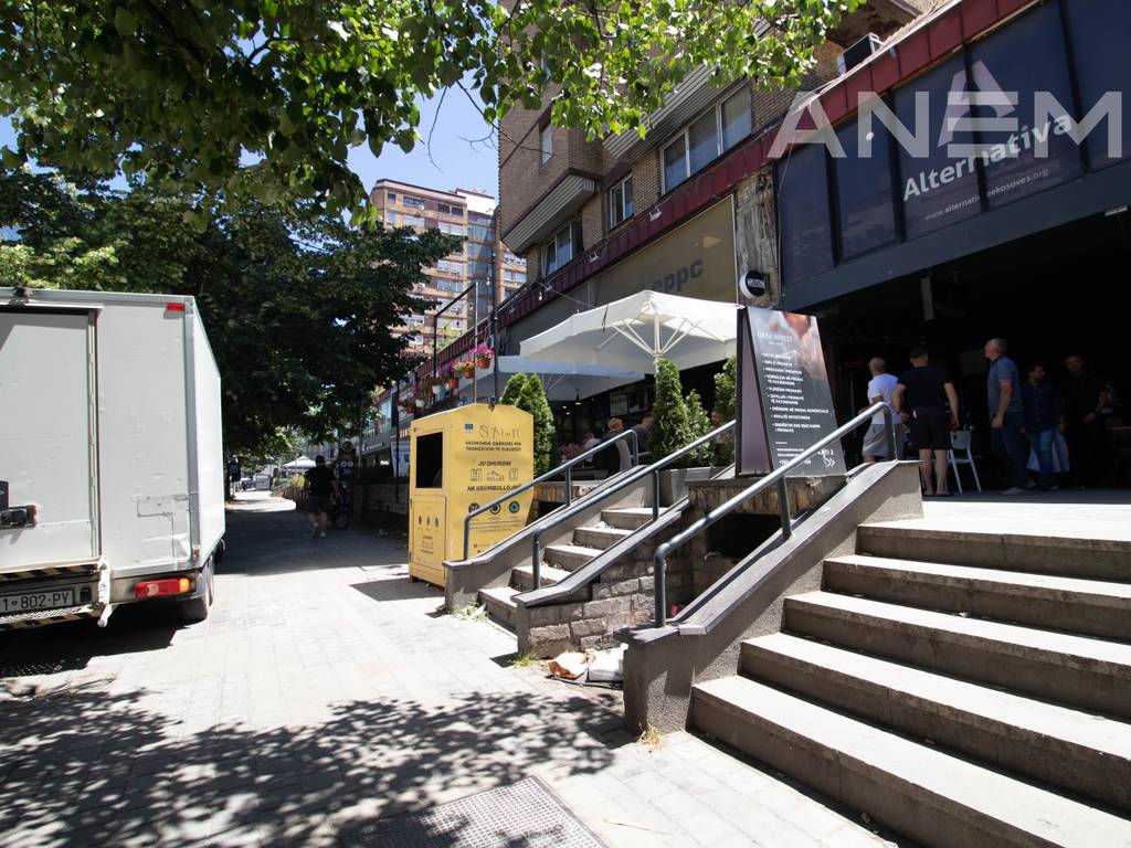Banesë në shitje 77m² në Qendër