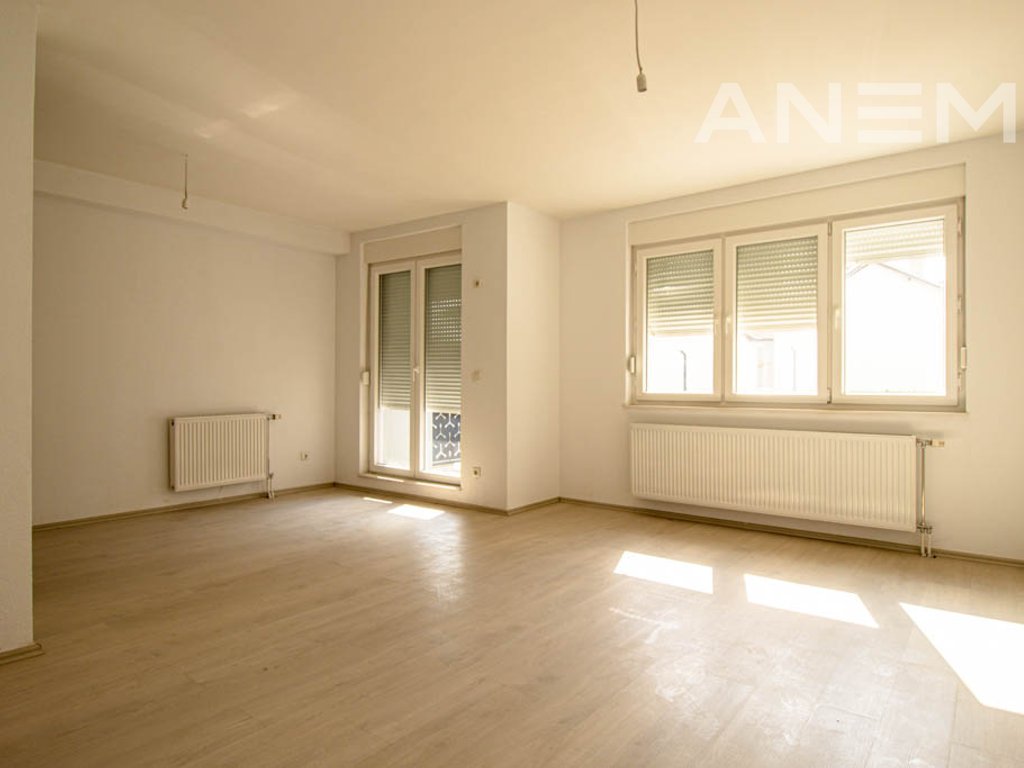 Banesë në shitje 73.28m² në Mahallën e Muhaxherëve
