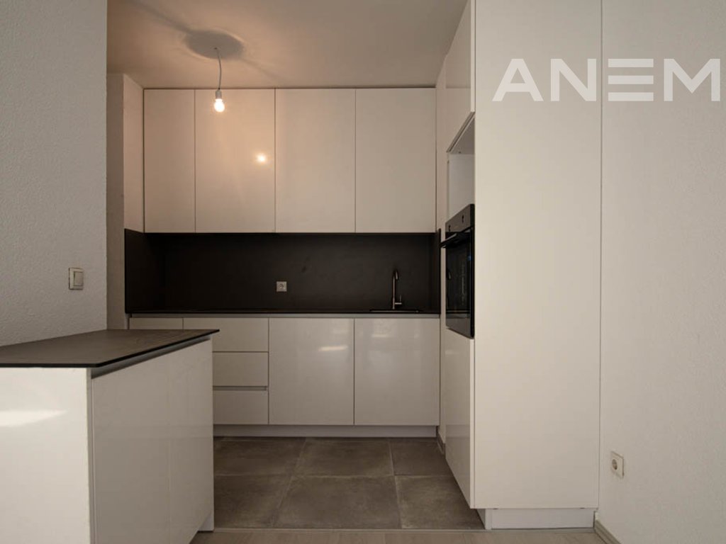 Banesë në shitje 73.28m² në Mahallën e Muhaxherëve