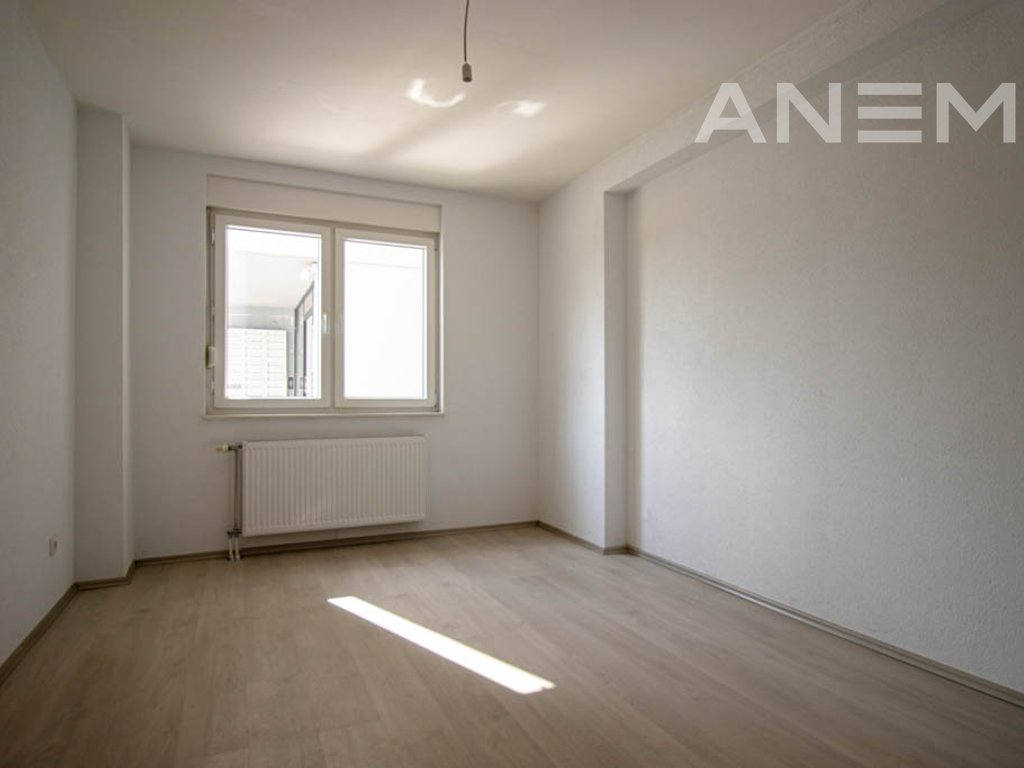 Banesë në shitje 73.28m² në Mahallën e Muhaxherëve