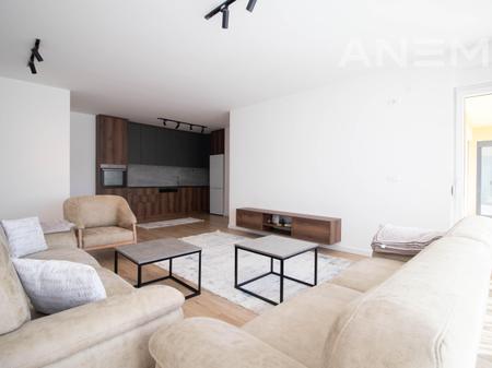 3-bedroom rental apartment in the Kodrina neighborhood