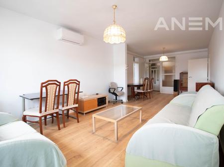 2-bedroom apartment for rent in the Center