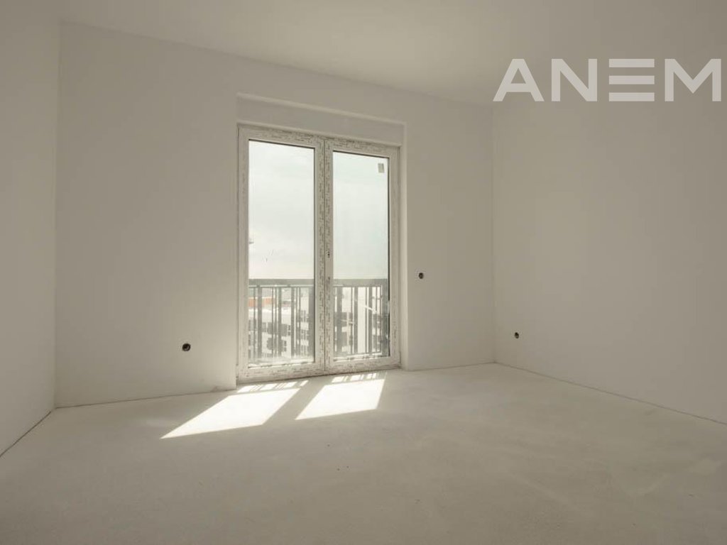 Banesë në shitje 99.98m² në Veternik