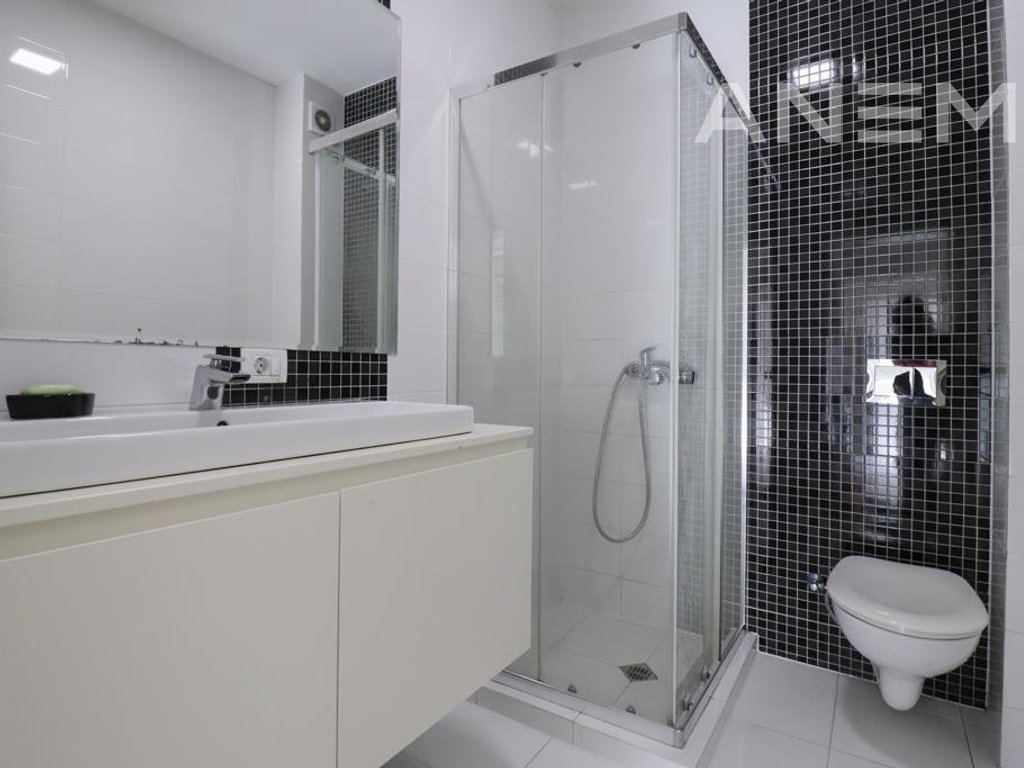 House for sale 174m² +42m² in the Marigona Residence neighborhood