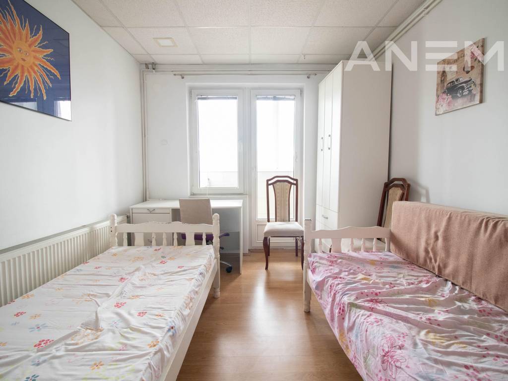 2-bedroom apartment for rent in the Center