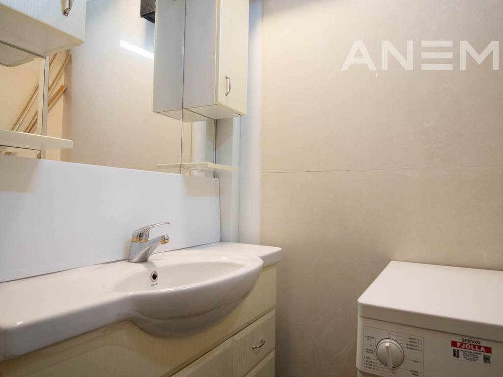 2-bedroom apartment for rent in the Center