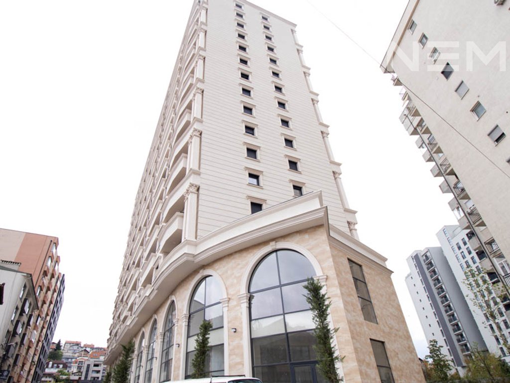 Lokal në shitje 150m² në lagjen Tophane1