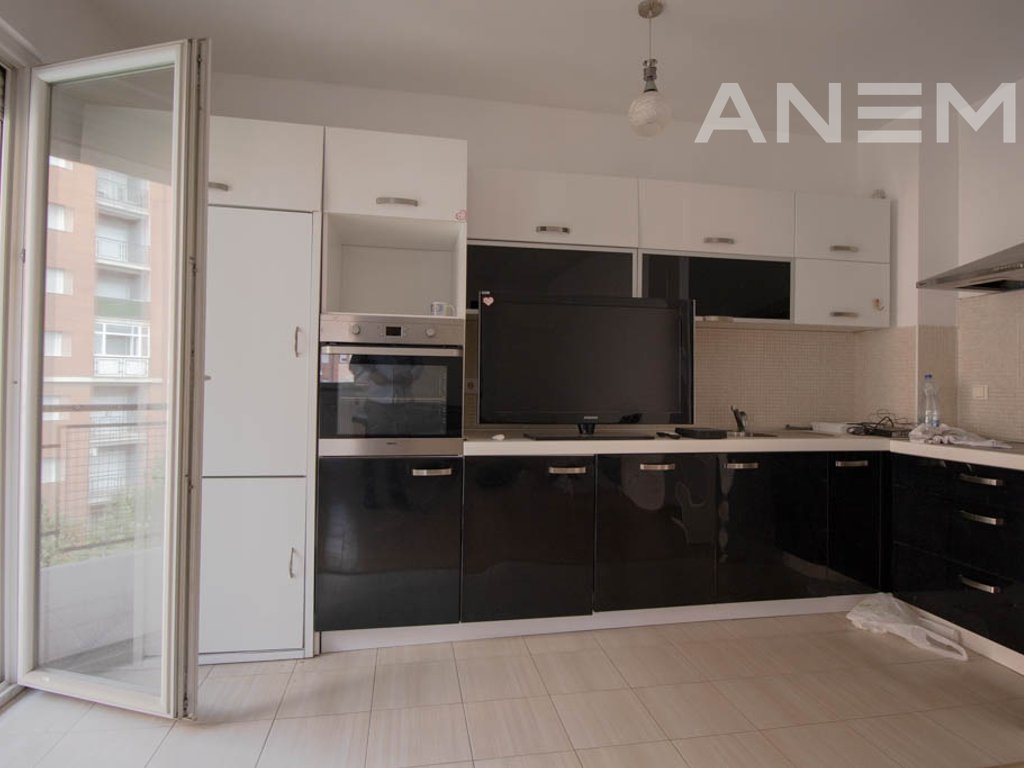 Banesë në shitje 97.8m² në Rrugën B3