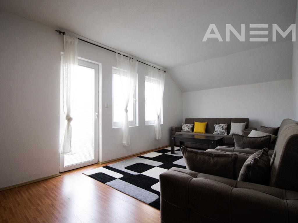 Shtëpi me qira 350m² në Sofali3
