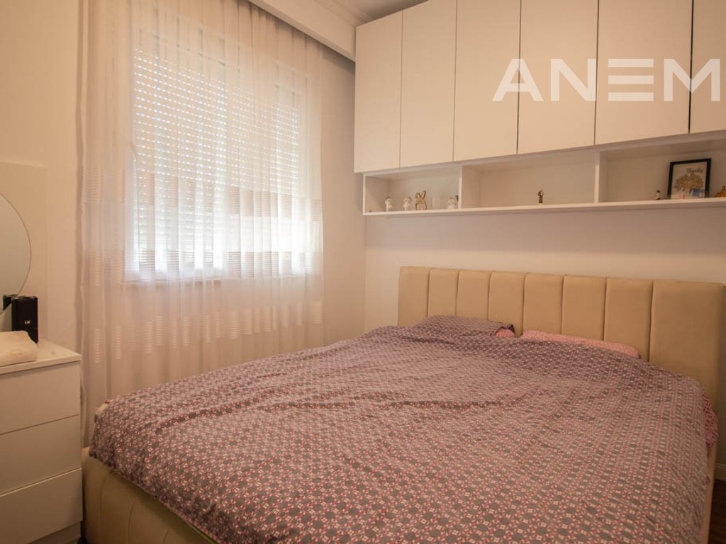 Banesë në shitje 79m² në Rrugën C5