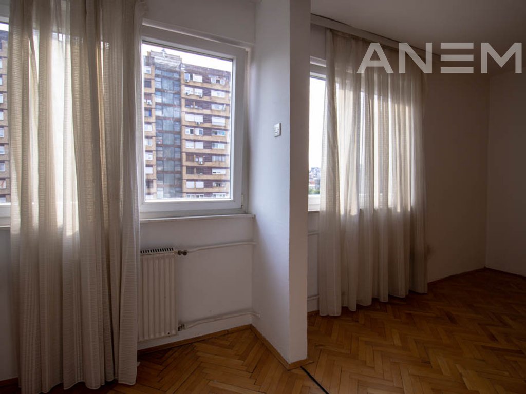 Banesë me qira me 1 dhomë gjumi në Qendër