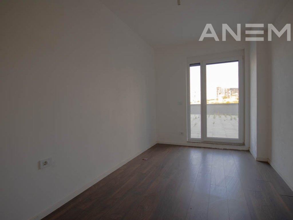 Banesë në shitje 107m² + 130m² te Prishtina e Re3