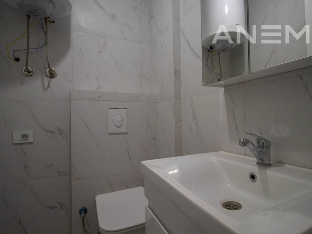 Banesë në shitje 107m² + 130m² te Prishtina e Re6