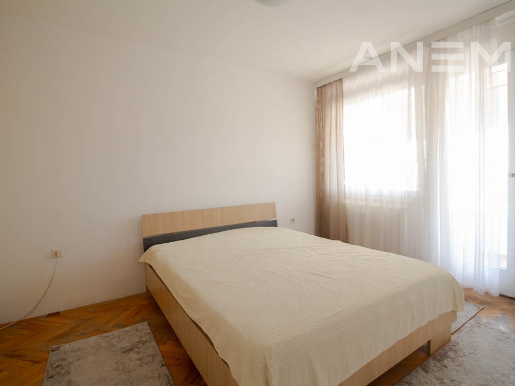 Banesë me qira me 2 dhomë gjumi në Breg të Diellit7