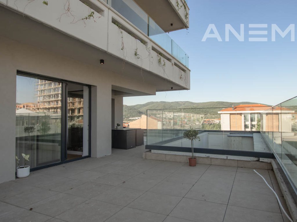 Apartment for sale 135.26m² + 75.06m² green terrace in Marigona Hill23