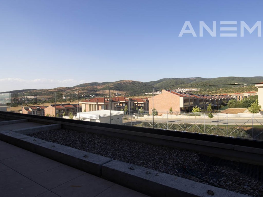 Apartment for sale 135.26m² + 75.06m² green terrace in Marigona Hill25